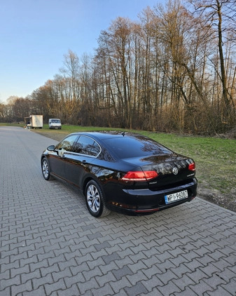 Volkswagen Passat cena 66900 przebieg: 165000, rok produkcji 2015 z Iłowa małe 22